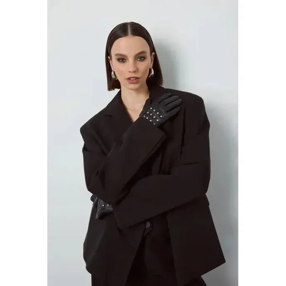 Liora Blazer - IVAH