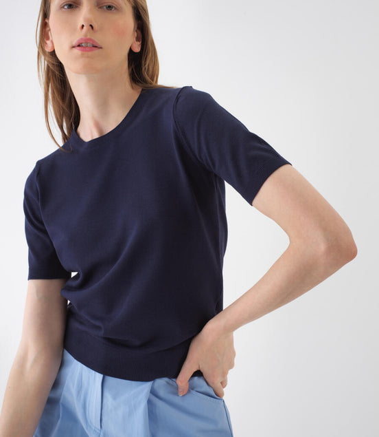 Base Fitted Knit T-Shirt